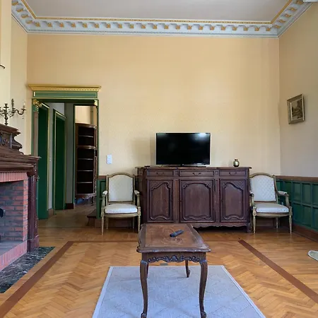 Chateau De Marteville