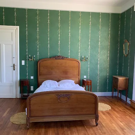 Apartment Chateau De Marteville